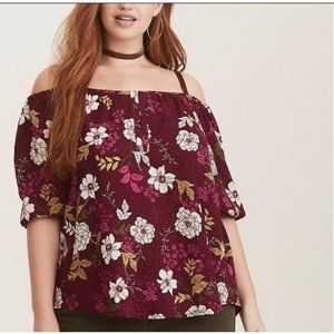 ✨️🥇✨️ HOST PICK! Torrid 1x burgundy wine color top floral cold shoulder